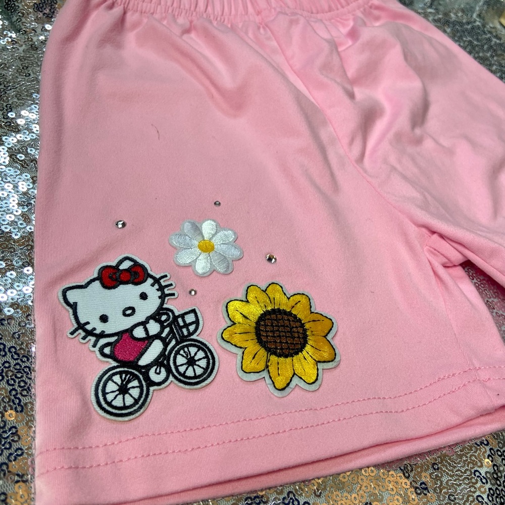 Pink Hello Kitty Set - Picture 2 of 3